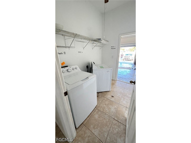 Unapproved short sale, SFH in highly desired neighborhood - photo 3
