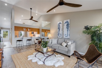 Cape Coral Lakes Area Condo For Sale in Cape Coral Florida