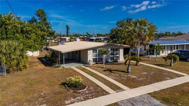 Port Charlotte Waterway Area Home For Sale in Port Charlotte Florida