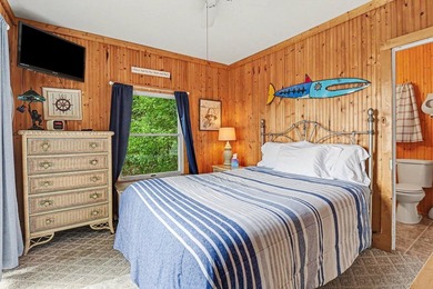 Charming, turnkey cottage with beautiful views of Hamlin Lake! - photo 11