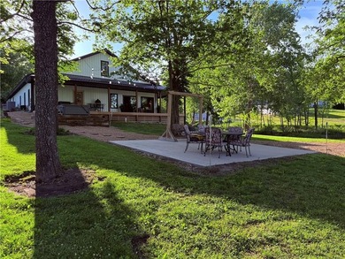 Experience the best of lake living in this beautifully - photo 4
