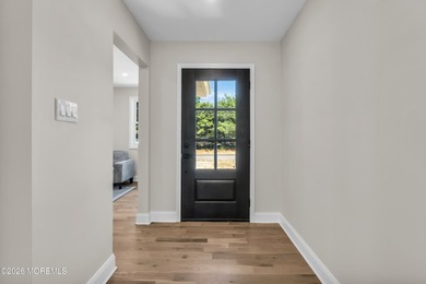 Beautifully updated and move-in ready, this expanded 3-bedroom/2 - photo 4