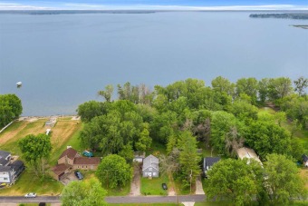 Lake Home Off Market in Fort Atkinson, Wisconsin