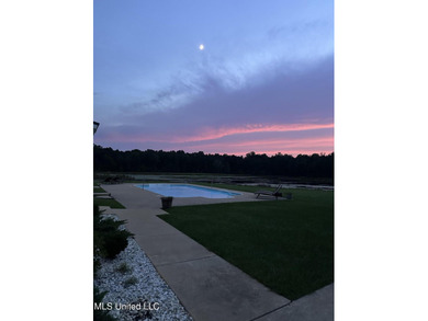 The owners will sell 10 to 23 acre lakefront homesite tracts, if - photo 7