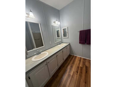 Beautifully Maintained Furnished 3-Bedroom, 2-Bath Home in - photo 14