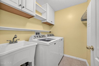 Welcome home to this beautifully maintained 3-bedroom - photo 31