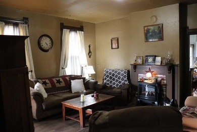 Opportunity knocks with this well-maintained multi-family duplex - photo 3