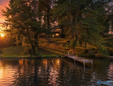 Experience waterfront living on Neely Henry Lake in sought-after - photo 5