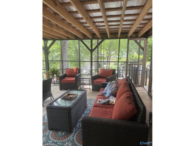 Beautiful waterfront home with 3 bedrooms, 2 baths. 2,253 square - photo 8