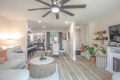 Beautifully designed 3 bedroom 2 bath home offering the perfect - photo 12