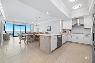 This extensively upgraded beachfront condo offers some brilliant - photo 16