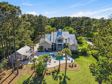 Welcome to this stunning custom-built 6-bedroom, 5.5 bathroom - photo 1