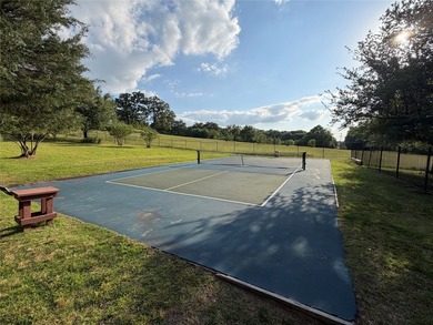 Beautiful 3 bedroom 2.5 bath located in Water edge ranch HOA - photo 29