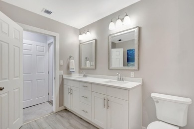 This One of a Kind Fully Renovated 5 Bedroom, 4 Bath Pool Home - photo 33