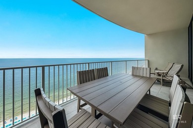 This extensively upgraded beachfront condo offers some brilliant - photo 35