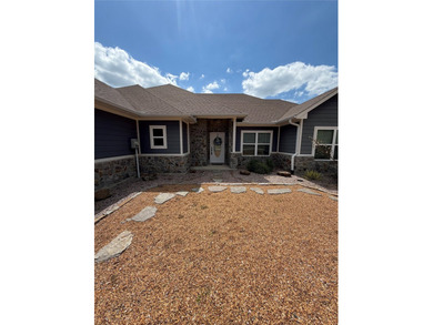 Beautiful 3 bedroom 2.5 bath located in Water edge ranch HOA - photo 35