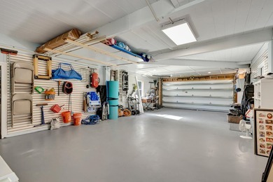 This One of a Kind Fully Renovated 5 Bedroom, 4 Bath Pool Home - photo 41