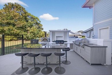 This One of a Kind Fully Renovated 5 Bedroom, 4 Bath Pool Home - photo 43