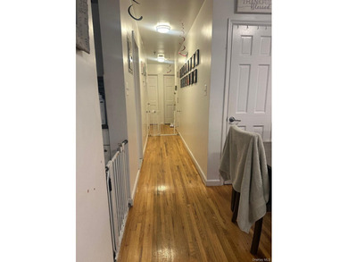 4 Dwelling House For Sale. 2-car garage rent at $525/m - photo 7