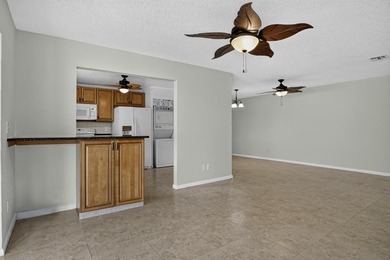 Welcome to this beautifully maintained villa in the desirable - photo 11