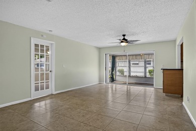 Welcome to this beautifully maintained villa in the desirable - photo 12