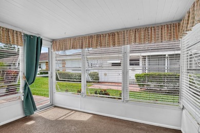Welcome to this beautifully maintained villa in the desirable - photo 15