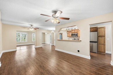 Incredible investment opportunity!. NO MANDATORY HOA! 3 separate - photo 17