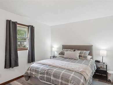 Welcome home to this charming and well-maintained brick ranch - photo 23