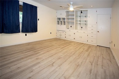 Lakefront Living! Wake up to water views and enjoy coffee on the - photo 24