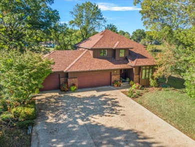 440' water frontage on Lake Bertinetti - Lake Home For Sale in Taylorville, Illinois