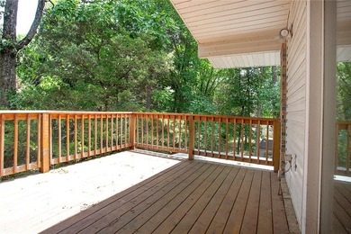 Lakefront Living! Wake up to water views and enjoy coffee on the - photo 33