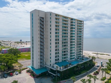 Water views and warm breezes in the heart of Biloxi Beach - if - photo 36