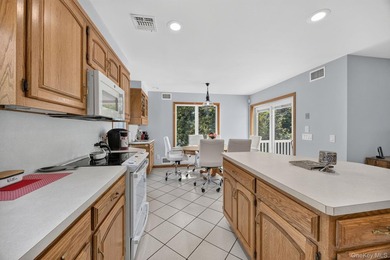 Panoramic views of the Long Island Sound, breathtaking sunsets - photo 8