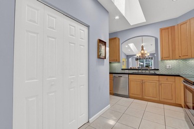 This bright and spacious home boasts soaring ceilings and a - photo 10