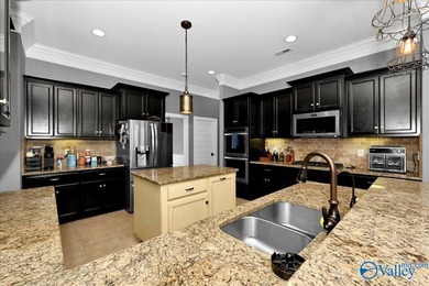 Enjoy single level living in a beautifully inviting home - photo 8