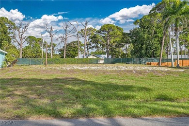 Caloosahatchee River Lot For Sale in Fort Myers Florida