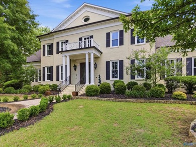 Exceptional lakefront residence situated on a premier double lot - photo 2