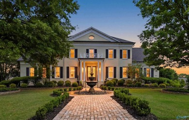 Exceptional lakefront residence situated on a premier double lot - photo 3
