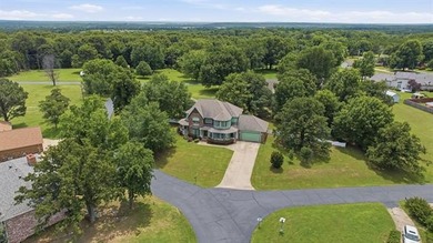 Welcome to this custom-designed modern Victorian on a premium - photo 4
