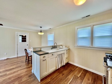 This is the cottage that you have been waiting for beautiful - photo 7