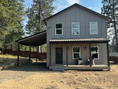 Reflection Lake Home For Sale in Elk Washington