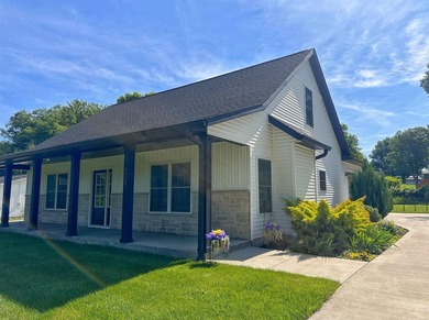 Built in 2022 and conveniently located just minutes from Lake - photo 2