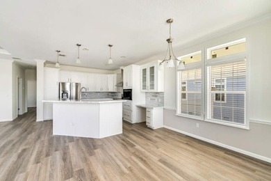 The Azalea, a premier coastal cottage, designed by an - photo 5