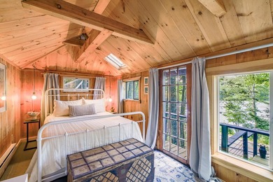 Tree House Cottage is a magical property overlooking Hosmer Pond - photo 20