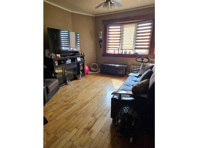 Two Family framed detached with 2 .5 bedrooms plus 2 bedrooms - photo 4