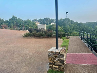 3 story 3bed/3 bath Villa, 5 mins to Aqua & State Park. Perched - photo 4