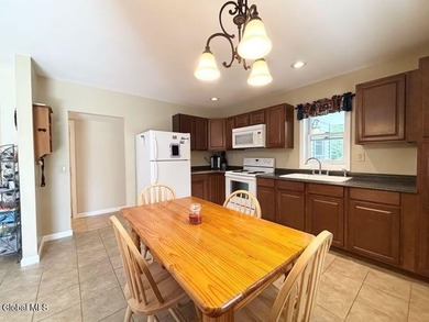 Rare opportunity to own an updated single floor home on a dead - photo 2