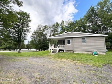 Rare opportunity to own an updated single floor home on a dead - photo 9