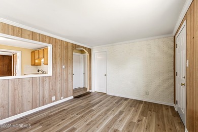 This well maintained 3 bedroom, 2 full bath home offers - photo 3