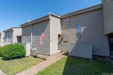 Lake Townhome/Townhouse For Sale in Fairfield Bay, Arkansas